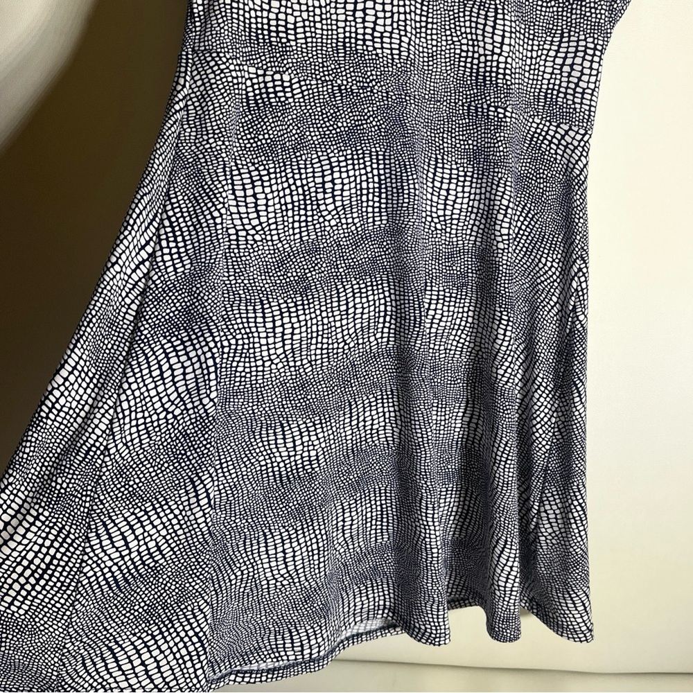 Michael Kors Blue and White Sheath Dress - Picture 3 of 5